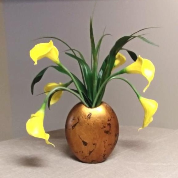 Yellow Calla Lily & Grass Only - Picture 1 of 3